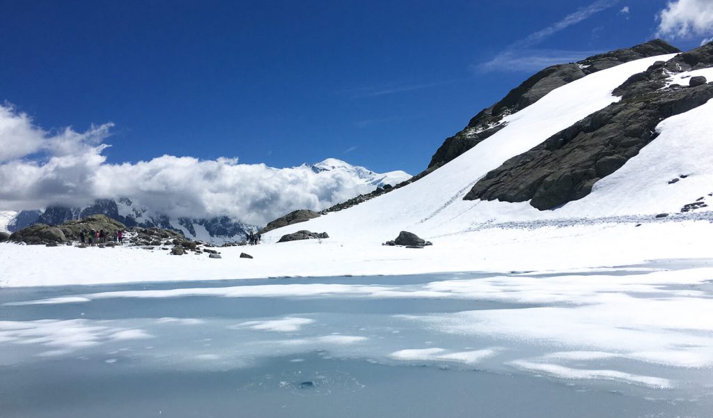 Le Lac Blanc de Chamonix en juin