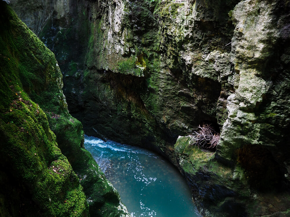 canyon des gorges du Fier
