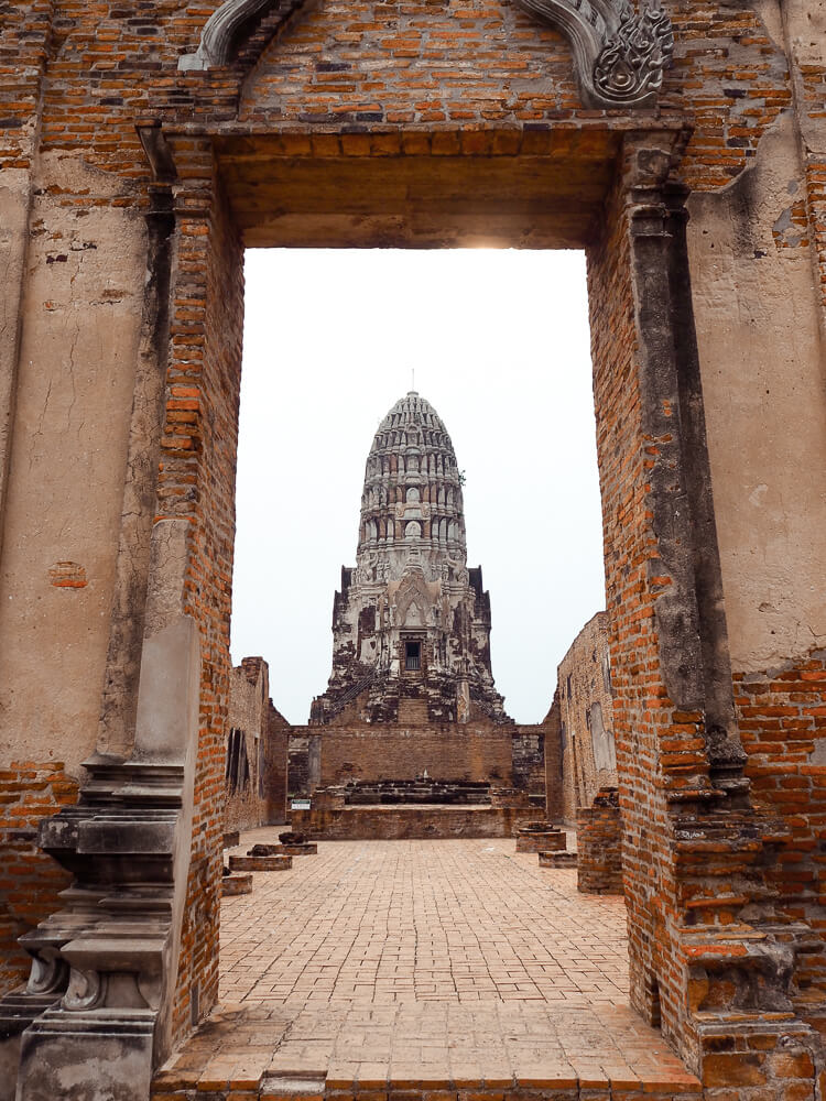 entrée du Wat Ratchaburana - Royaume d'Ayutthaya