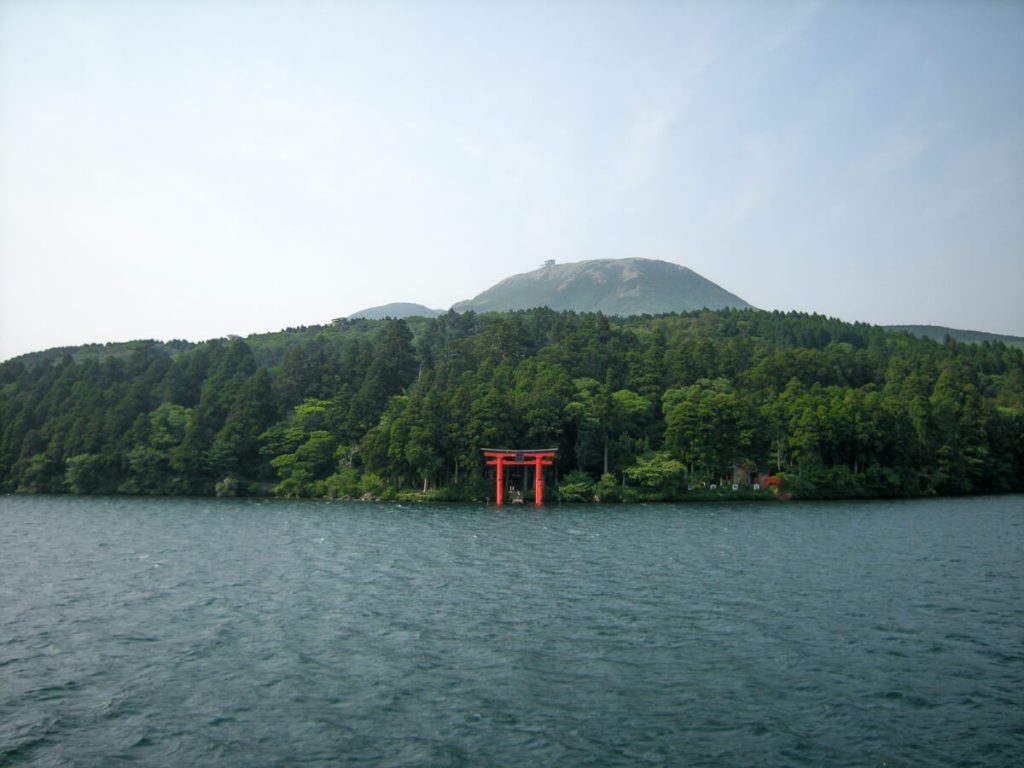 Hakone jinja