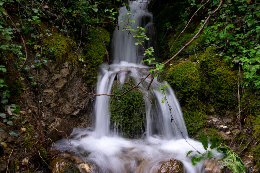 petite cascade près du pont 