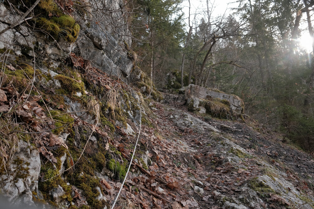 le sentier câblé prés de la cascade de Montviard